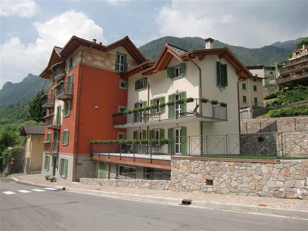 Ar Mountains Lodge Villachiara ブランツィ エクステリア 写真